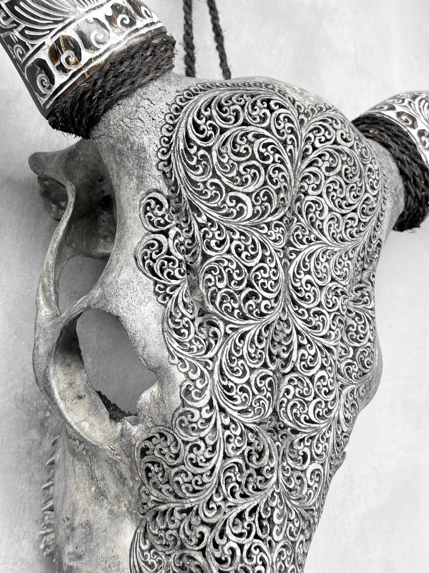 Fully carved cow skulls with Fern Carving Skull,A/085