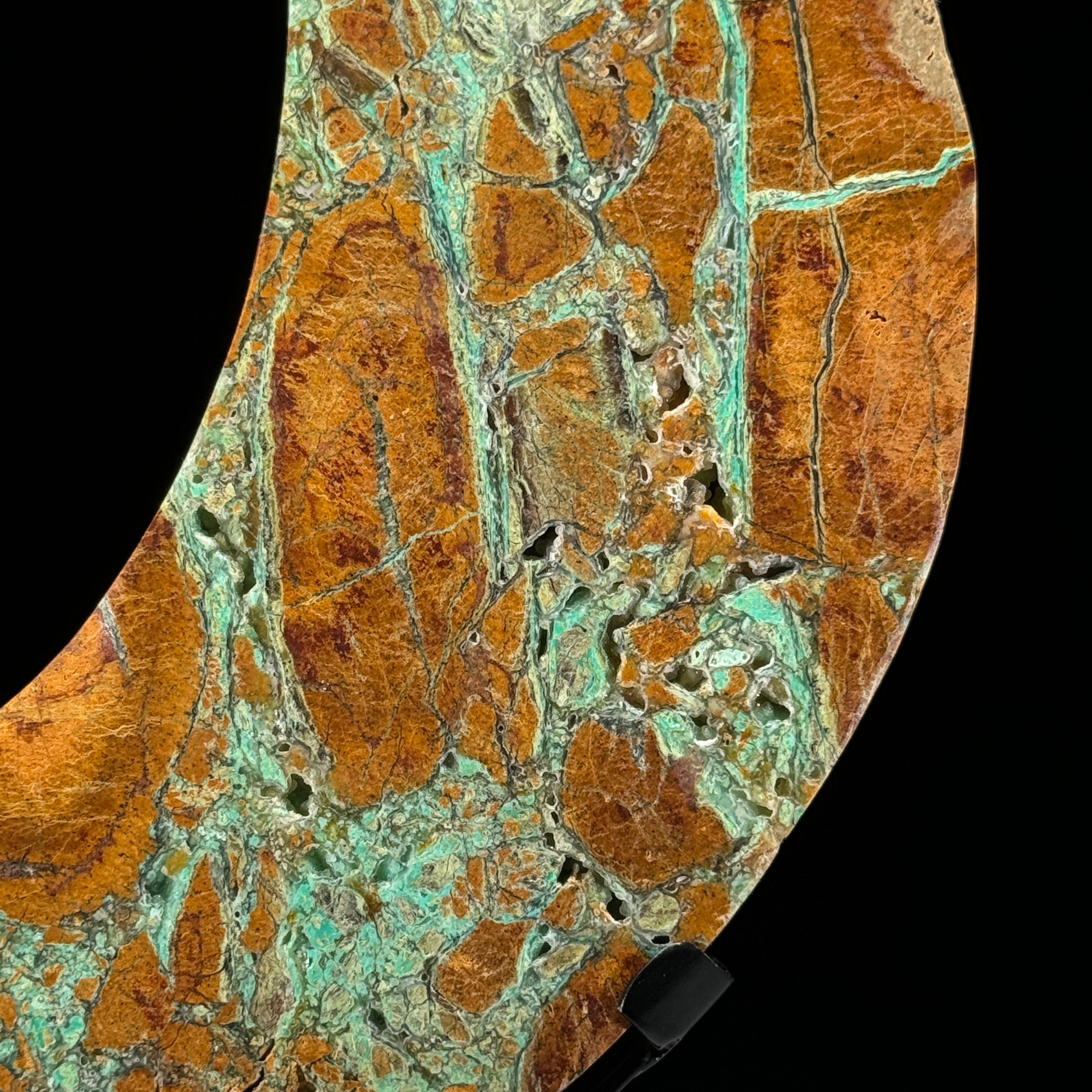 Crescent Moon on Stand  - Min,A/041