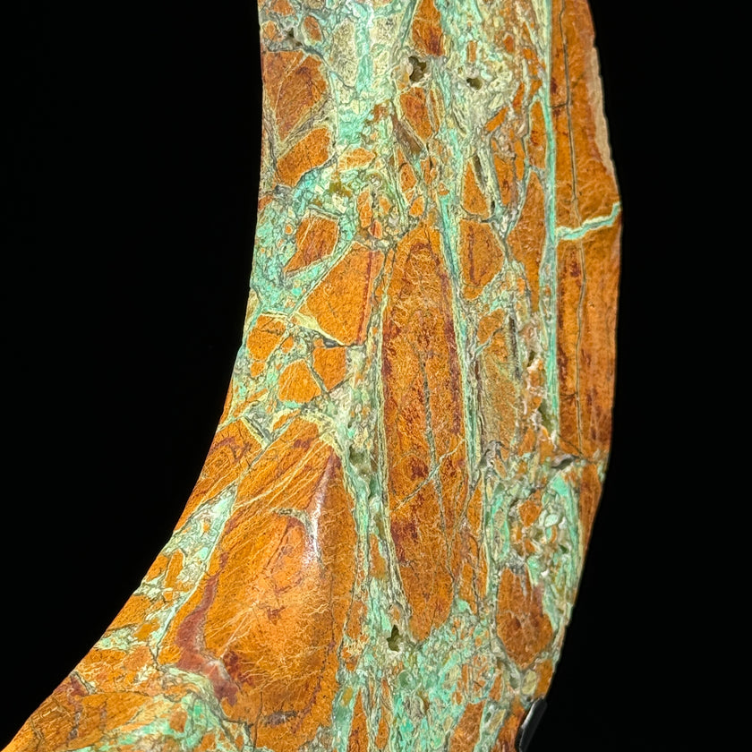 Crescent Moon on Stand  - Min,A/041