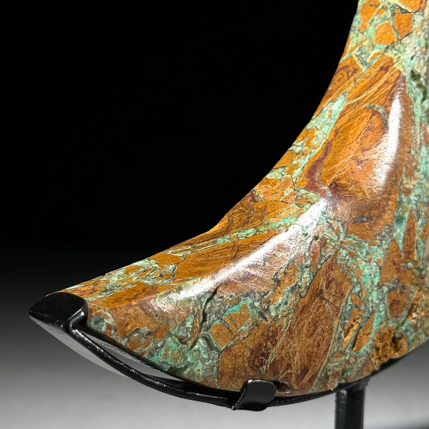 Crescent Moon on Stand  - Min,A/041