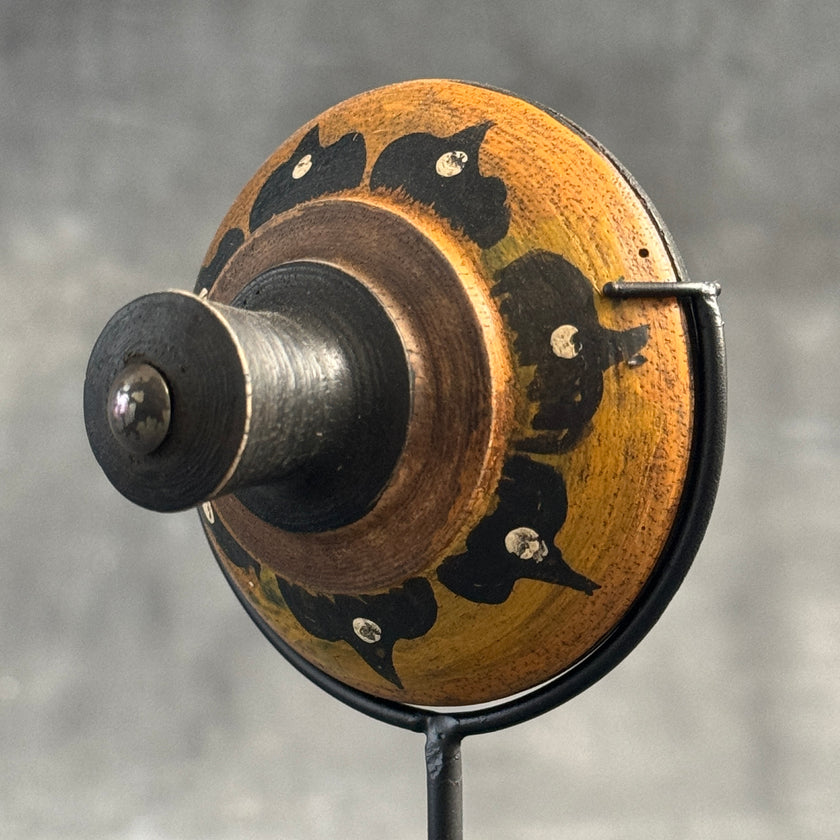 Lombok island spinning top  - CoC,A/009