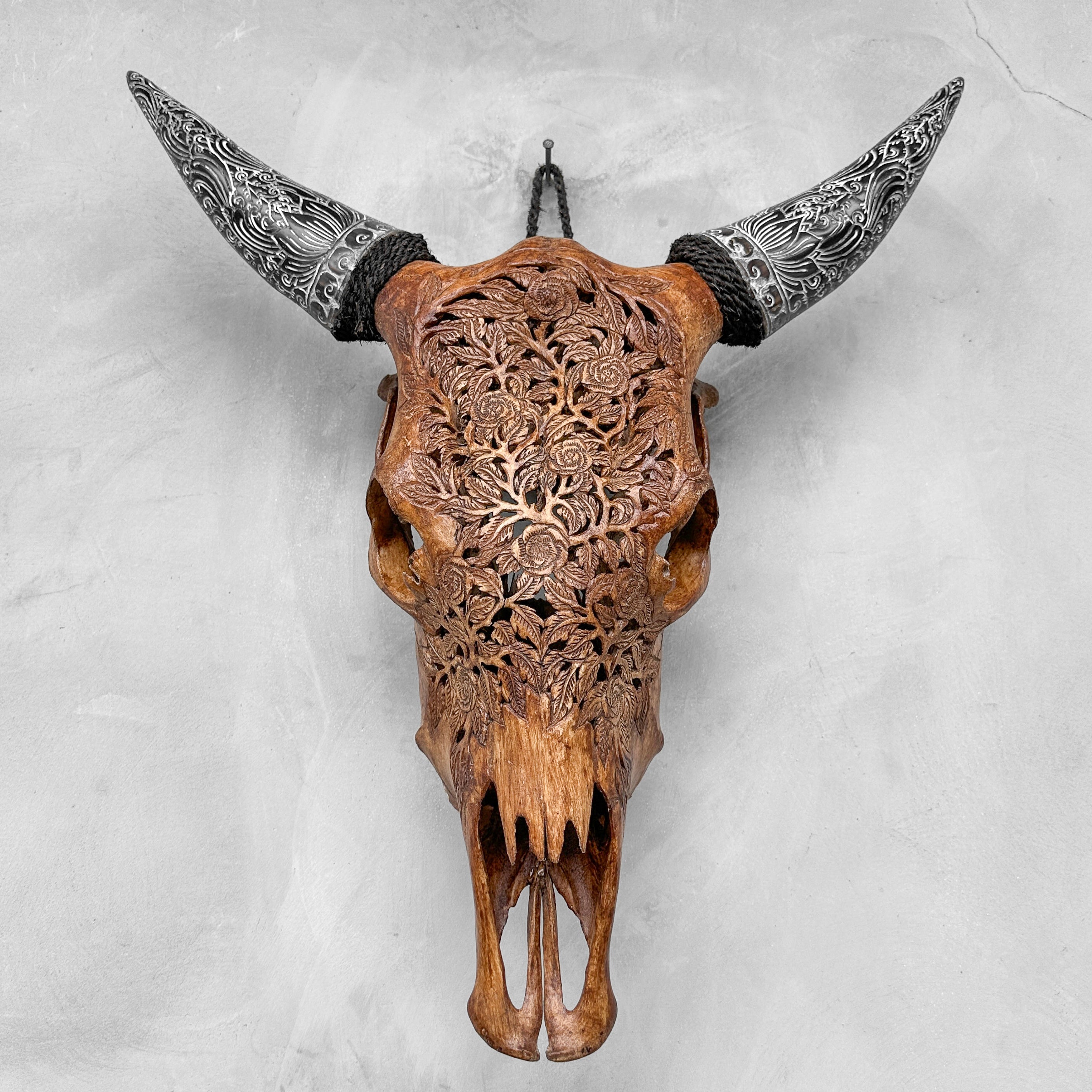Fully carved cow skulls with Rose Carving Skull,A/086