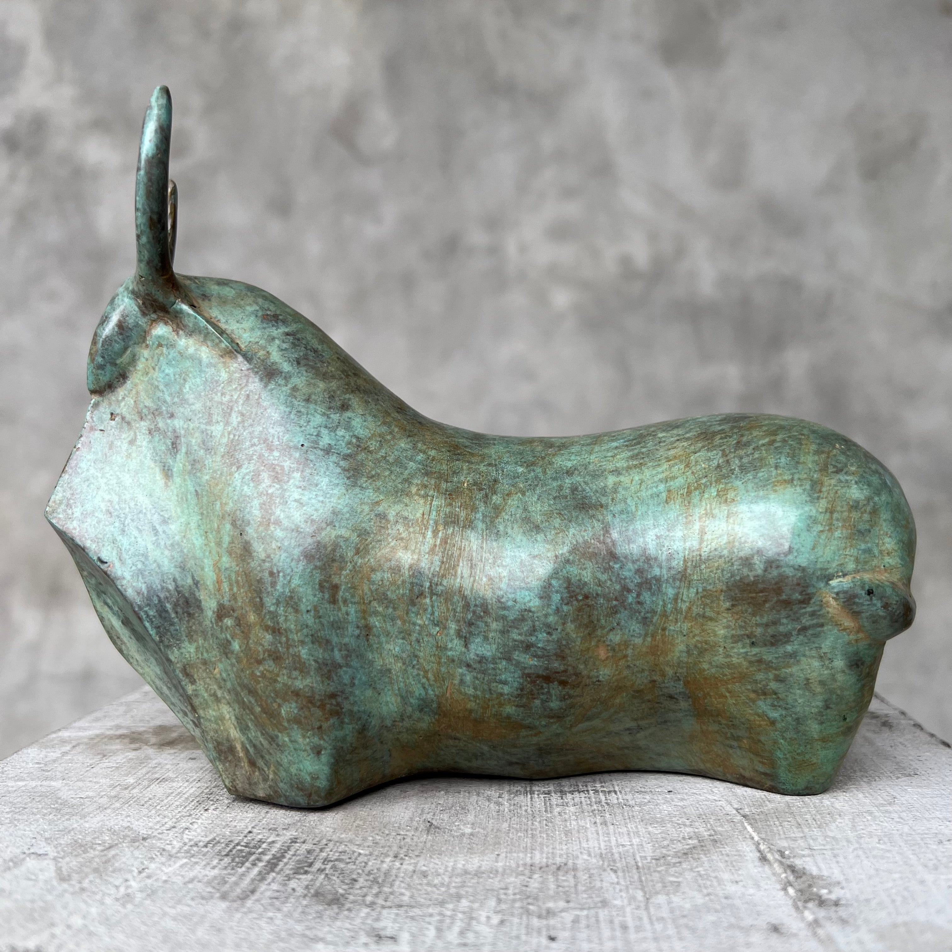 Heavy Bronze Bull Small Green Patina