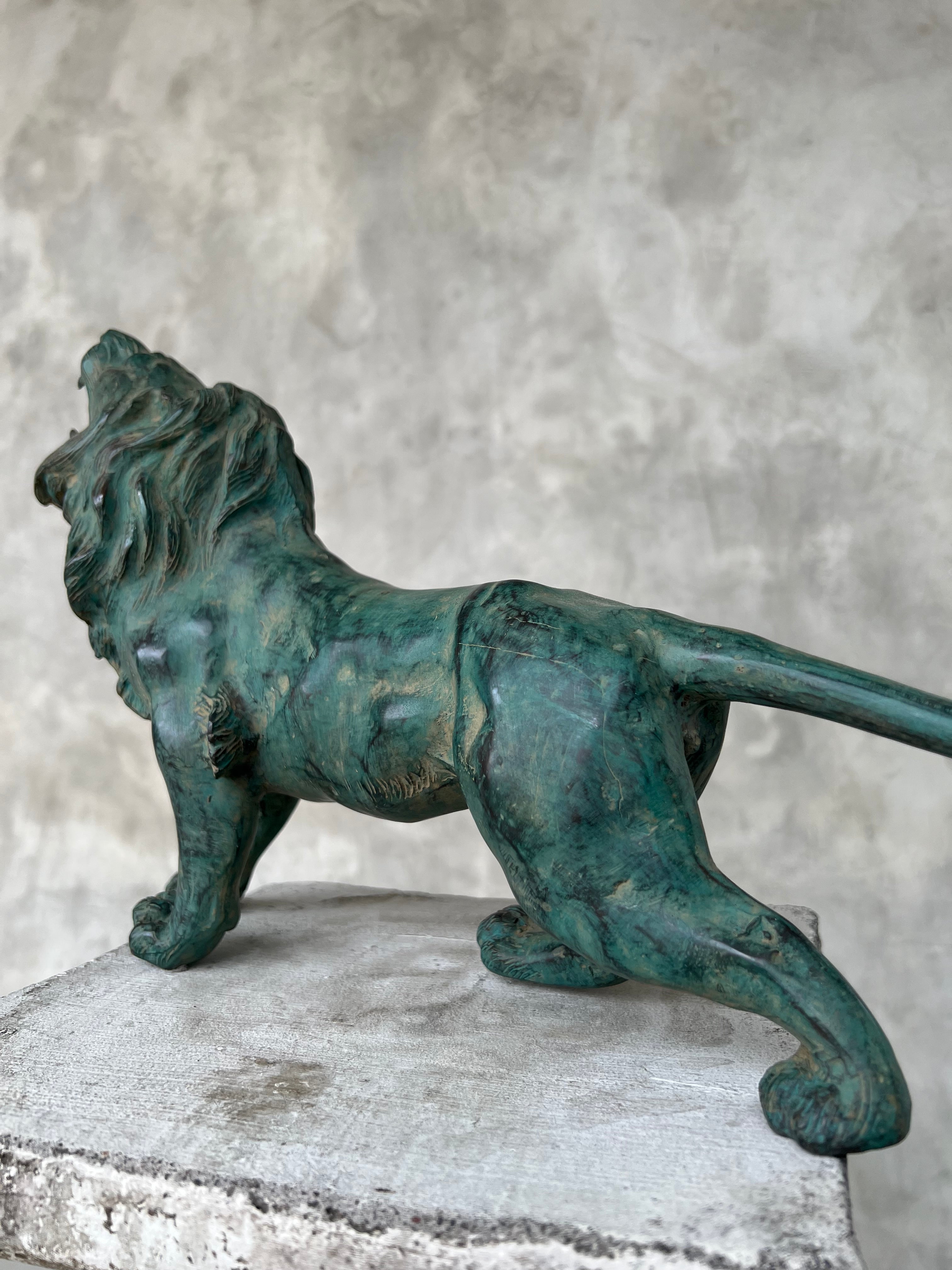 Lion Roaring Dark Patinated