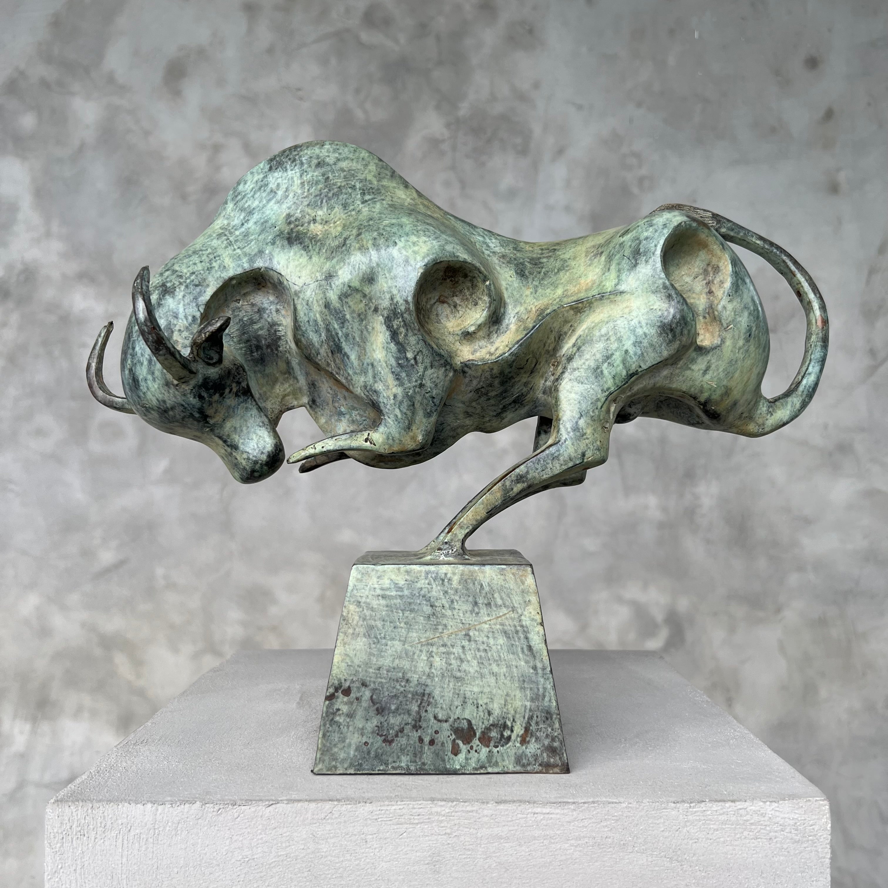 Bull Cubist Patinated (Green)