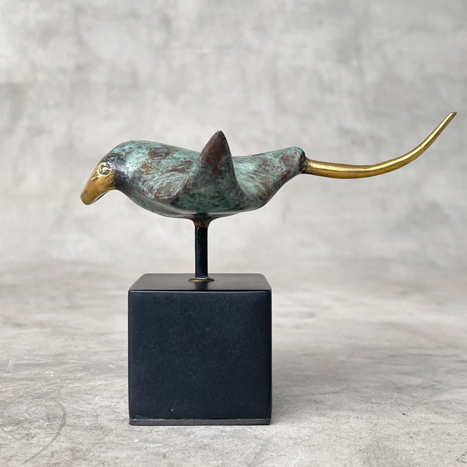 Mantaray on stand Patinated with polished accents Small