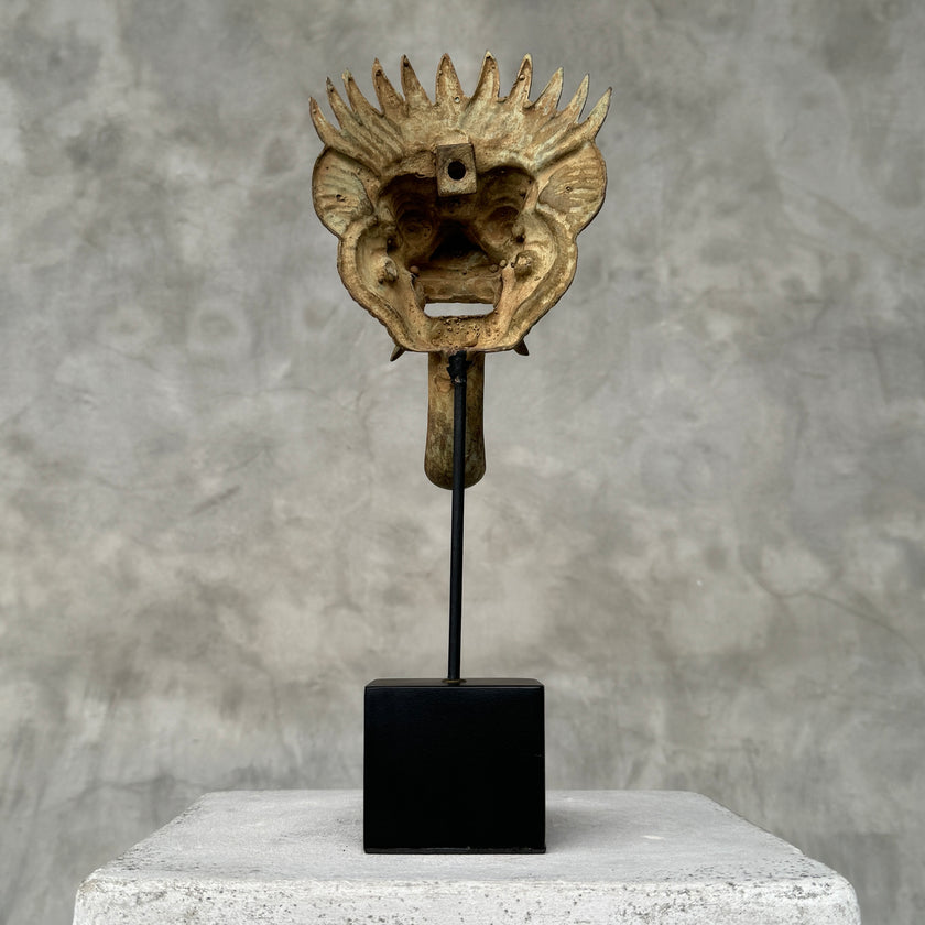 Barong on stand Bronze