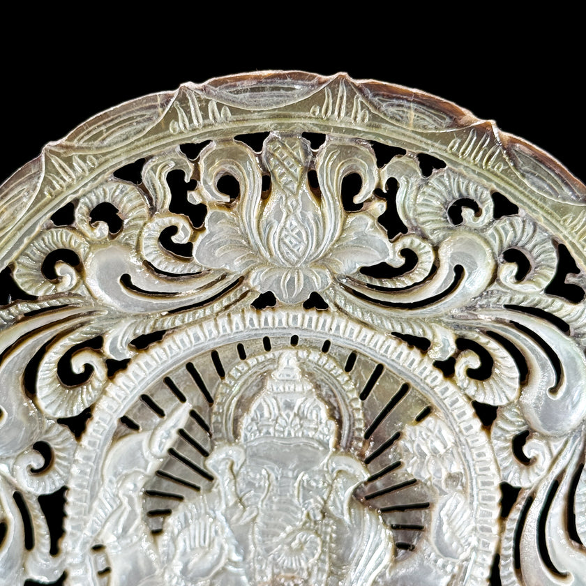 Carved Mother of Pearl Shells Ganesha Carving ToS,A/028
