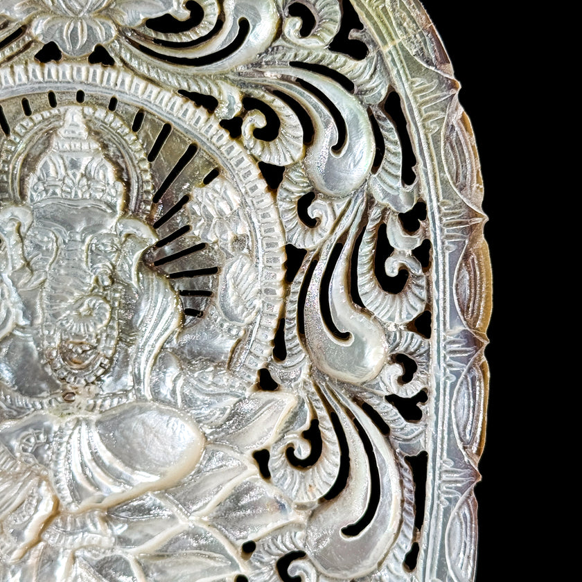 Carved Mother of Pearl Shells Ganesha Carving ToS,A/028