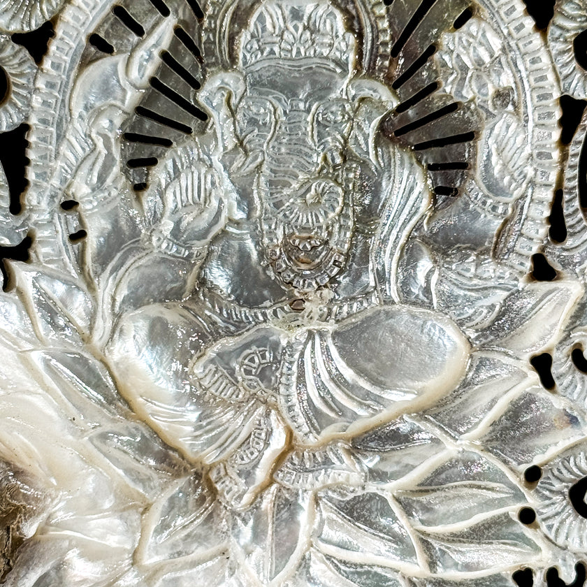 Carved Mother of Pearl Shells Ganesha Carving ToS,A/028