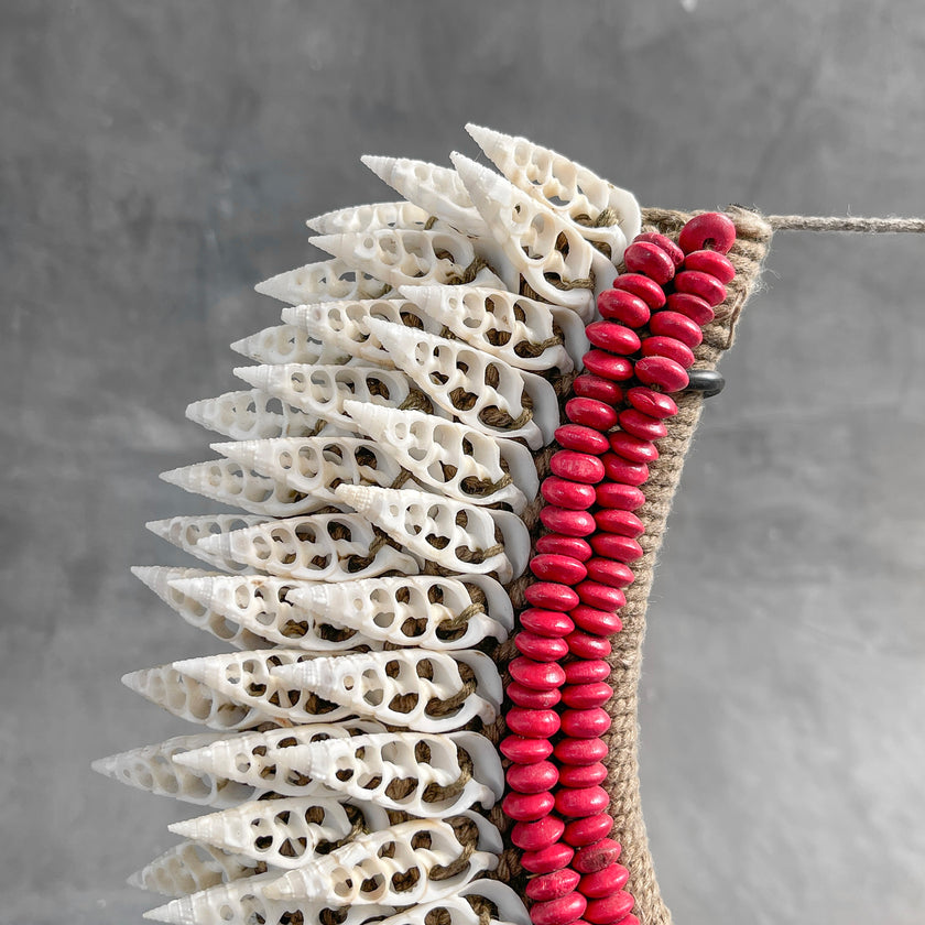 Shell Necklace SN 7 carving 9X/095