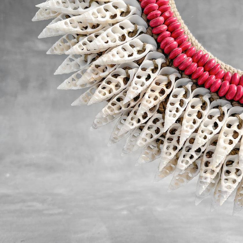 Shell Necklace SN 7 carving 9X/095