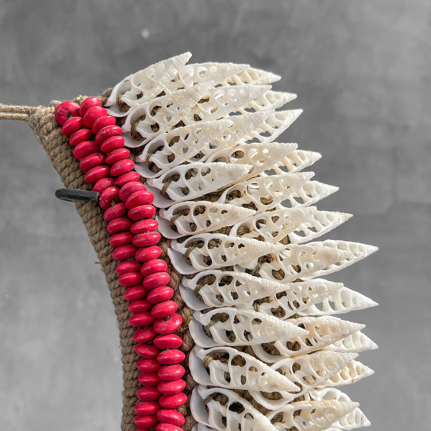 Shell Necklace SN 7 carving 9X/095