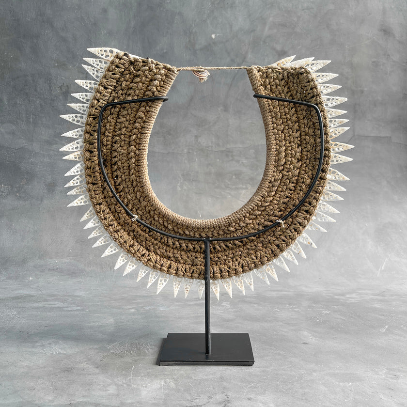 Shell Necklace SN 7 carving 9X/095