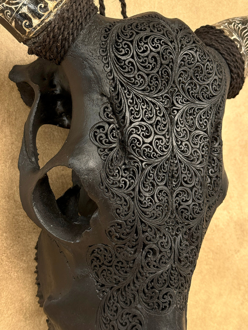 Fully carved cow skulls with Fern Carving Skull,A/178