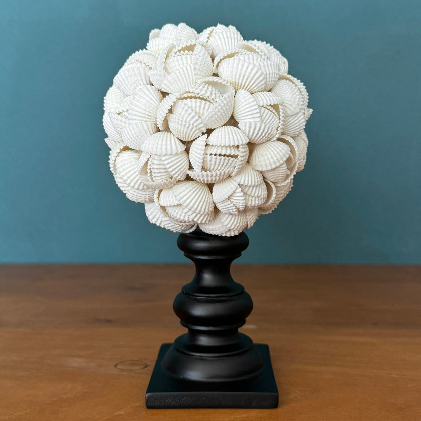 Shell ball set 3 on stand -Y2/373