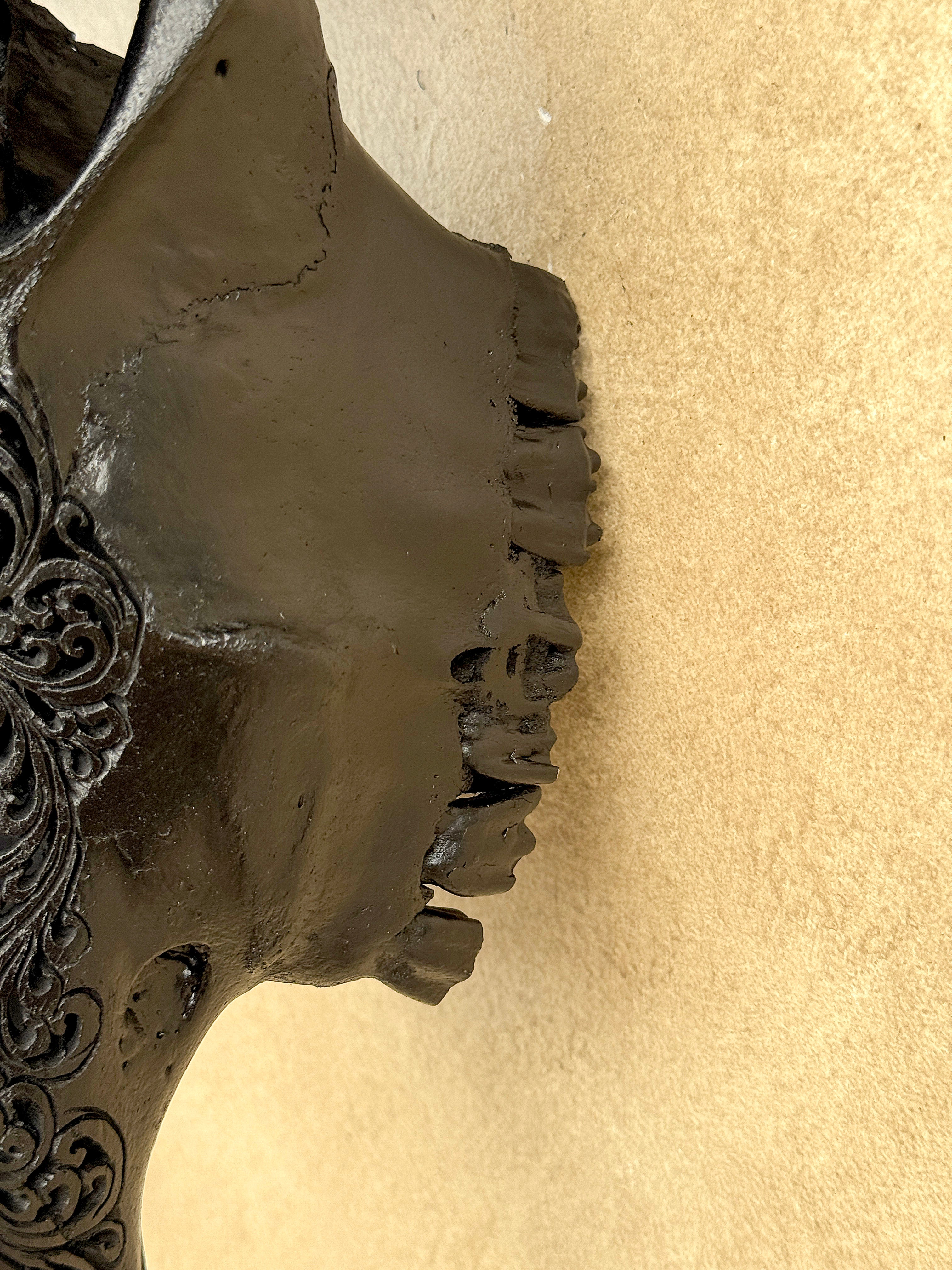 Black Carved Buffalo Skulls with Fern motif | Skull,A/174