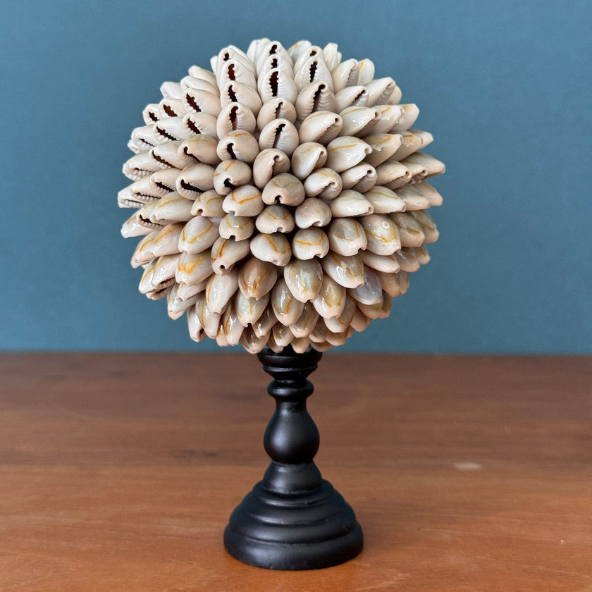 Shell ball set 3 on stand set 5 - ToS,A/024