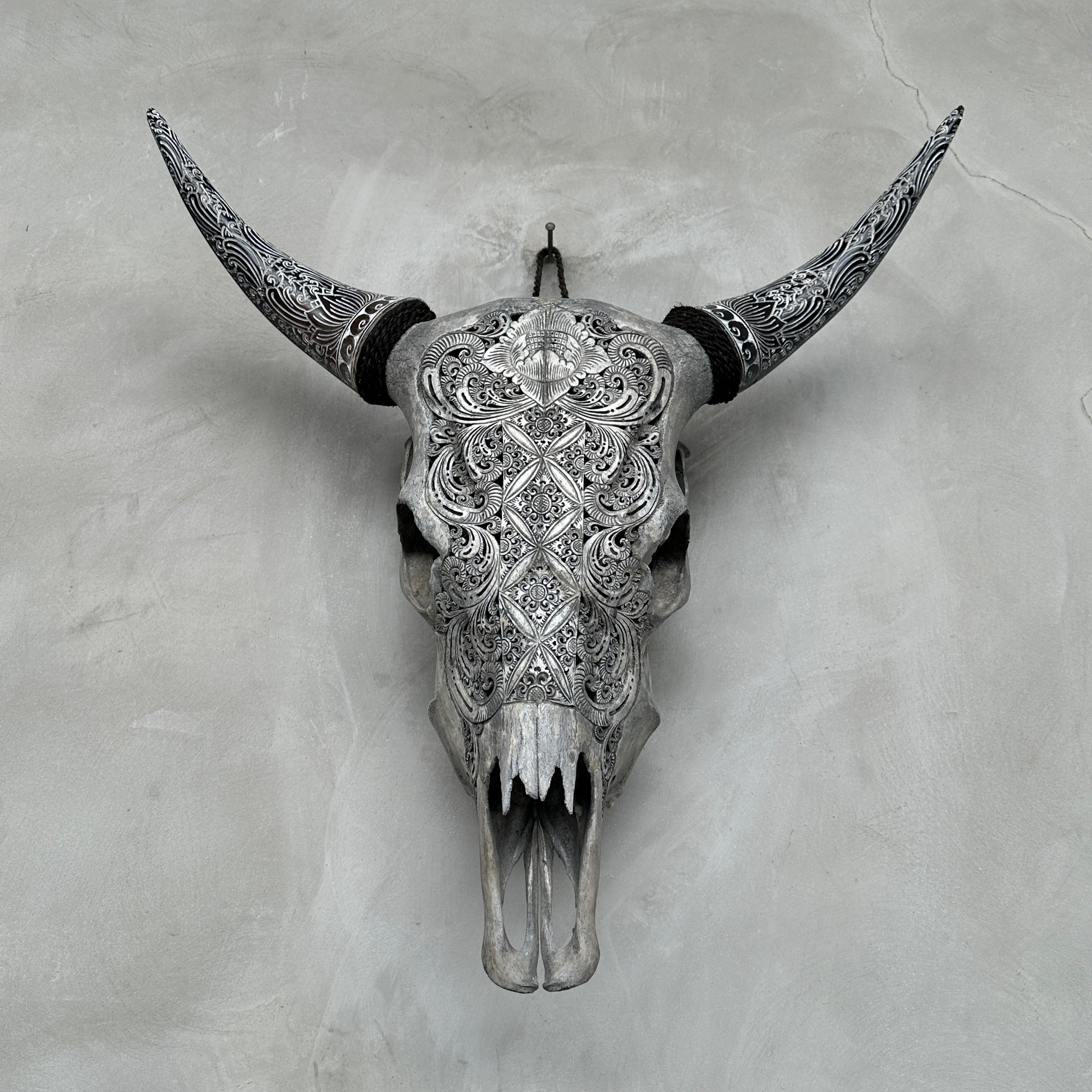 Cow & Horns Carved Ketimun Lotus - Skull,A/037