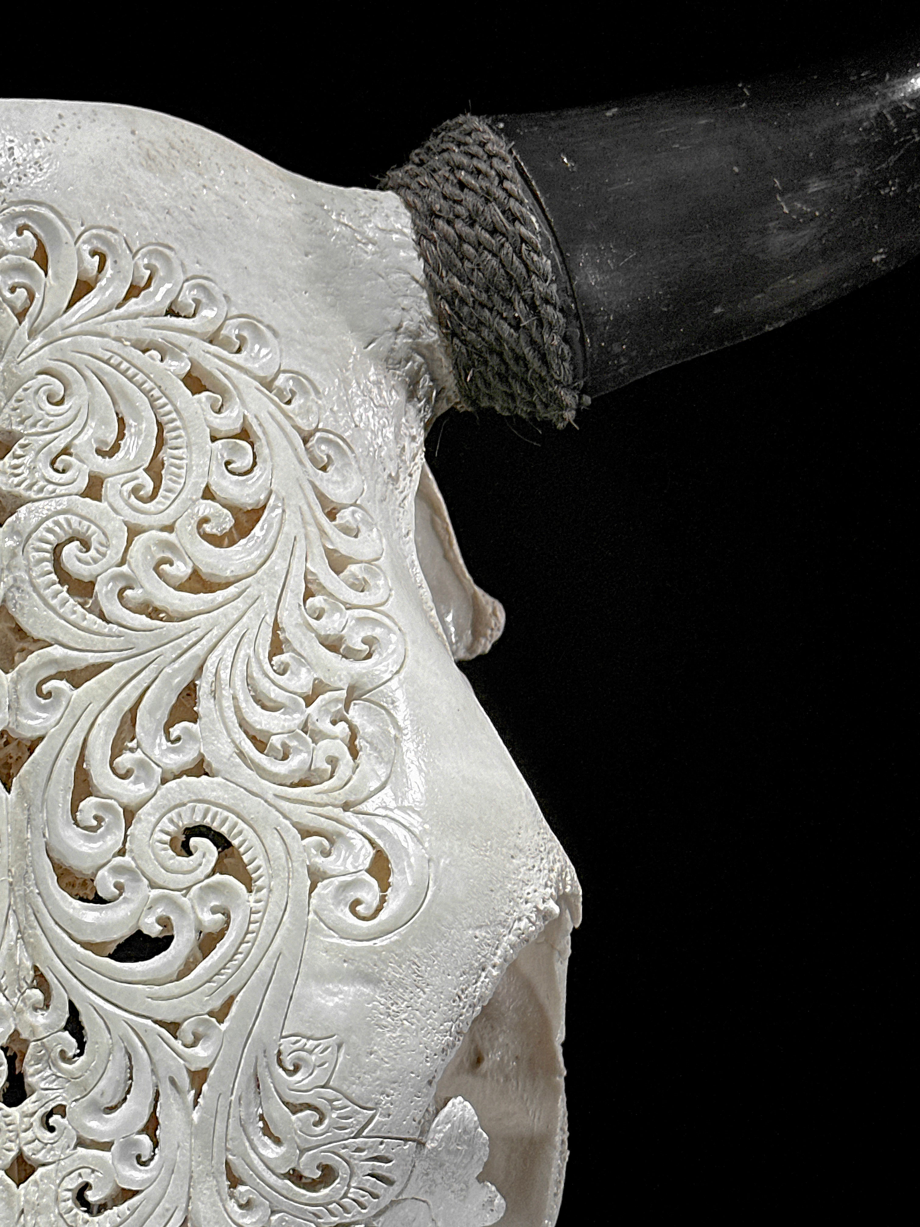 Bull Skull Carved Tradball - Skull,A/150