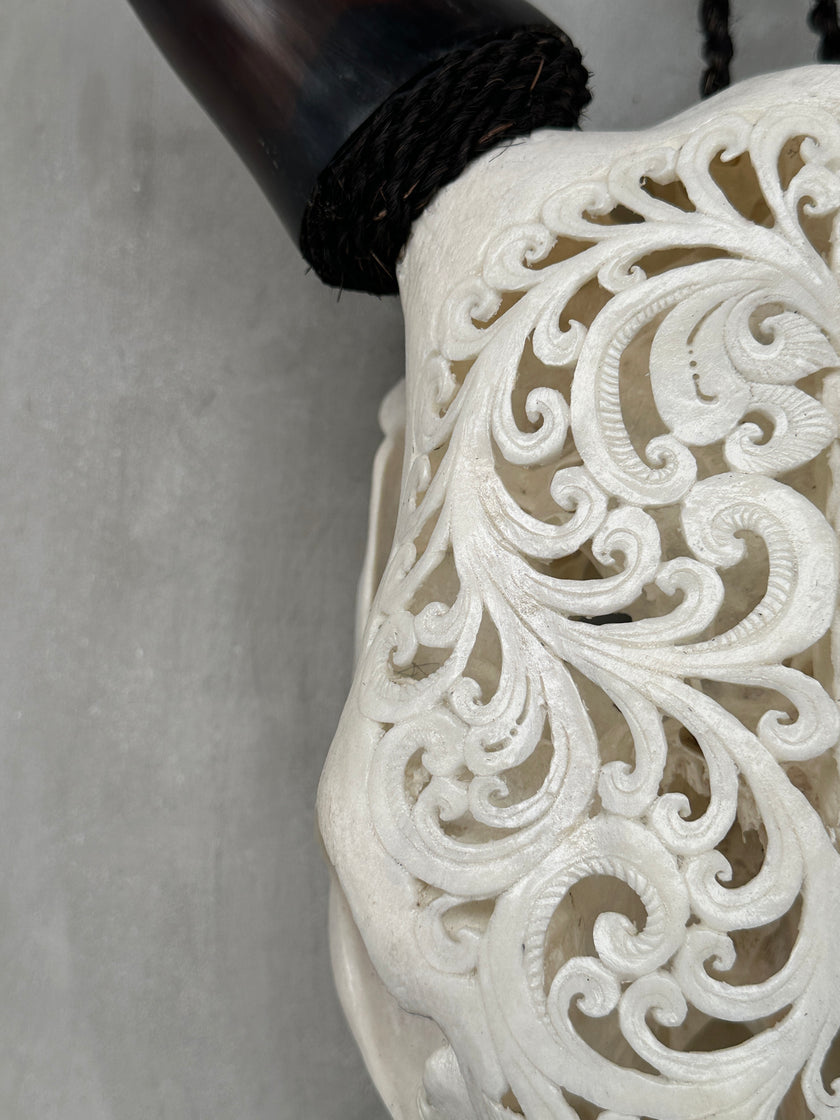 Cow Carved Tradball - Skull,A/003