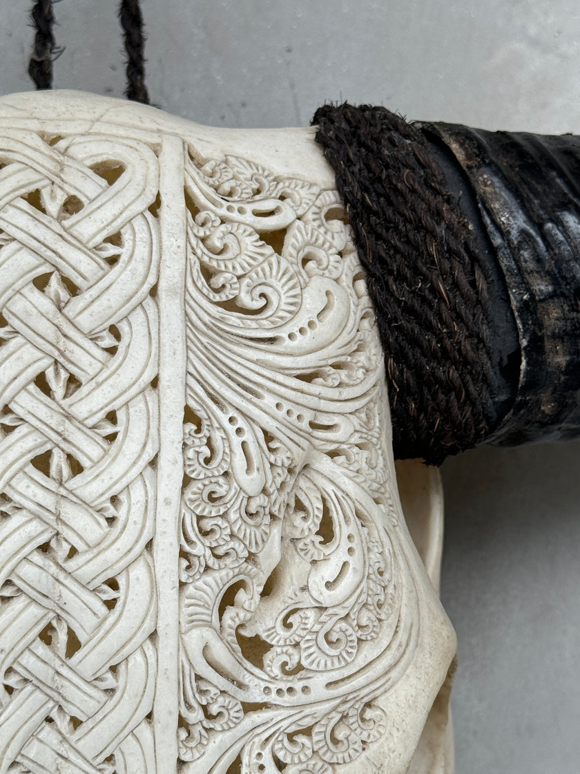 Buffalo Carved Infinity - Skull,A/056