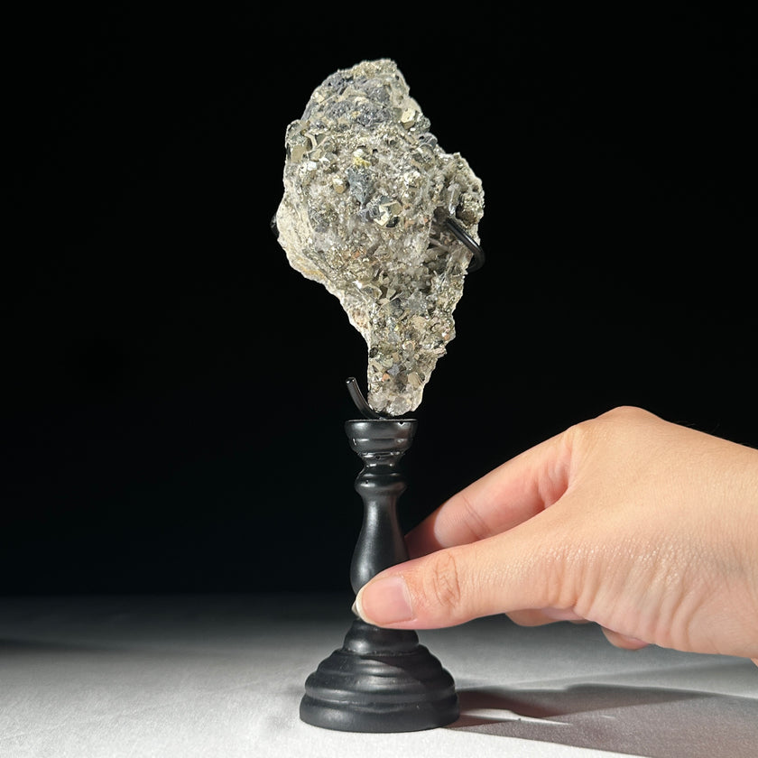 Pyrite Cluster  carving L2/285