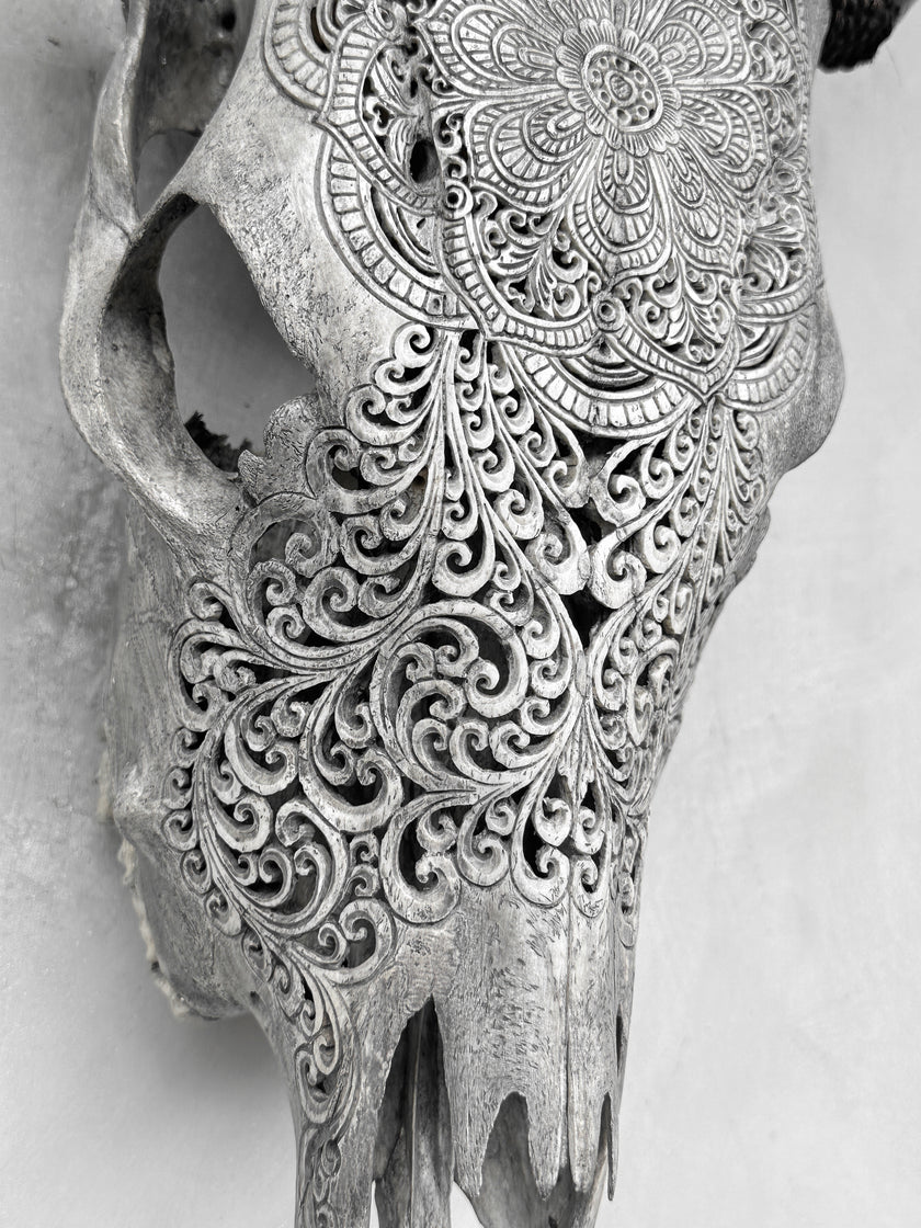 Carved Cow Skulls with Flower Mandala New Carving Skull,A/068