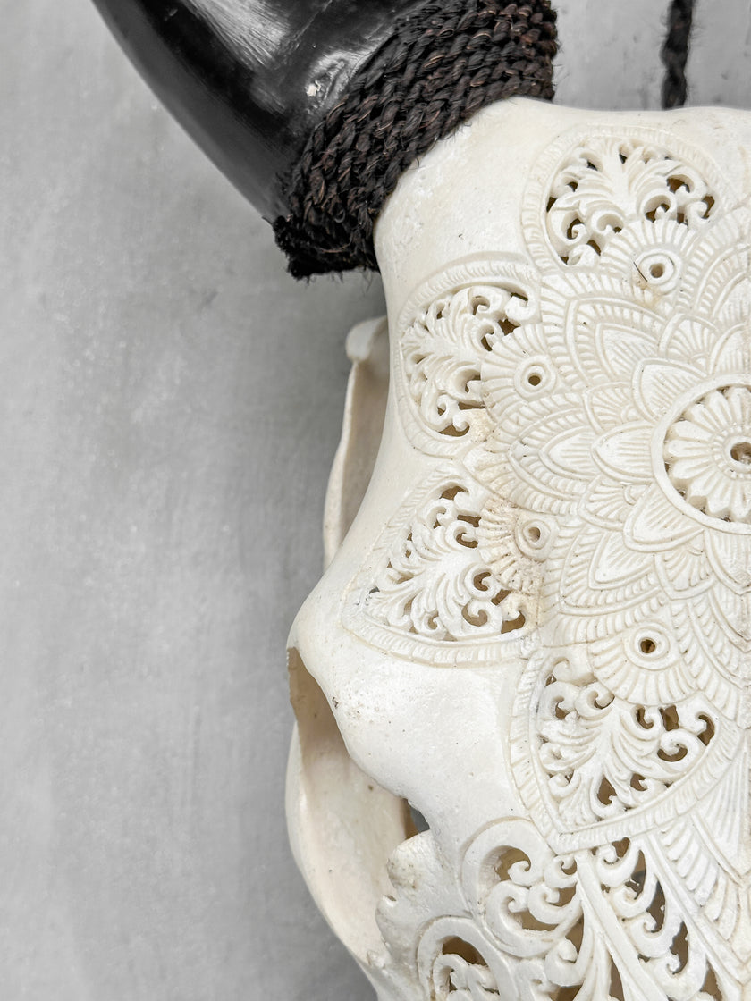 Carved Cow Skulls with Flower Mandala New Carving Skull,A/071