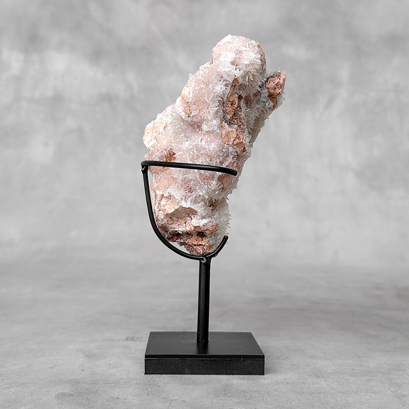 Beautiful Blush Pink Crystal cluster CC/511