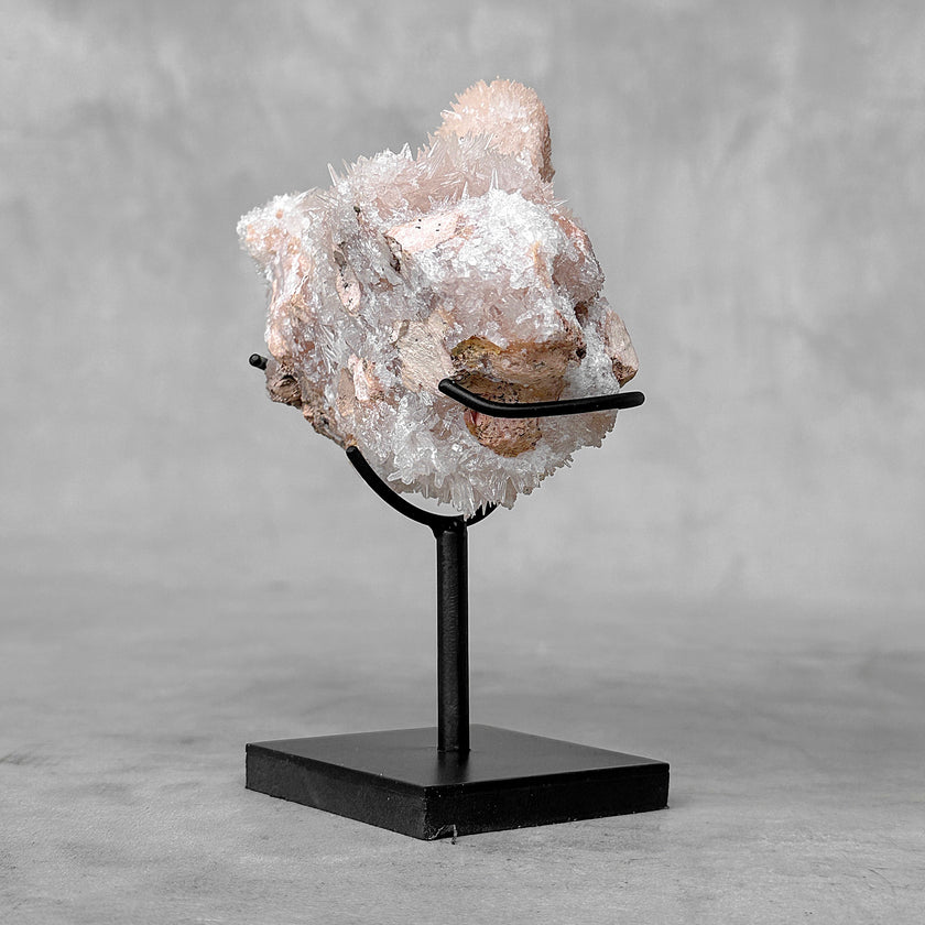 Beautiful Blush Pink Crystal cluster CC/514