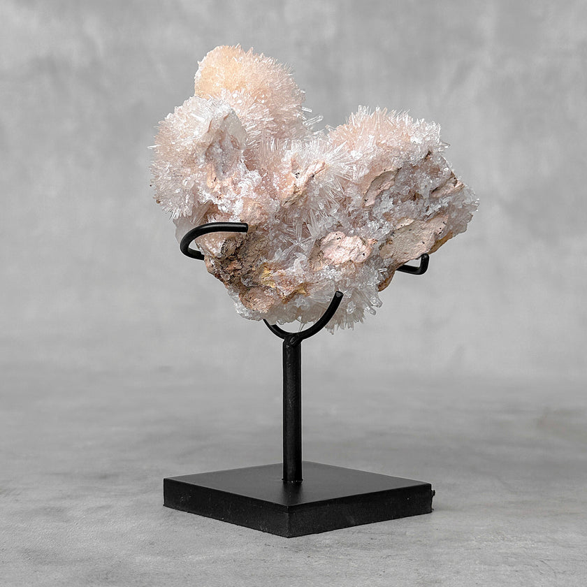 Beautiful Blush Pink Crystal cluster CC/514