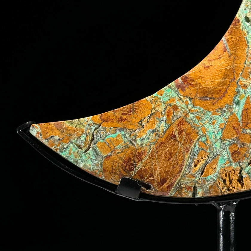 Crescent Moon on Stand  - Min,A/041