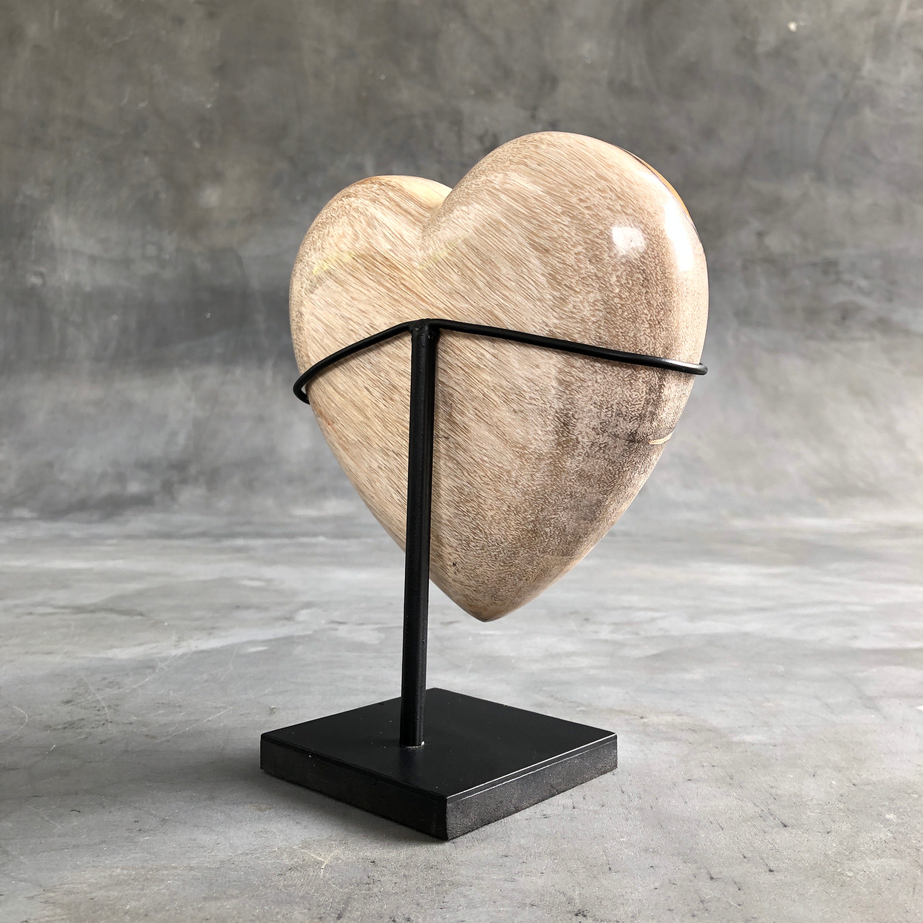 Wonderful Petrified Wood Heart-Shaped on a Custom Stand PetW/123