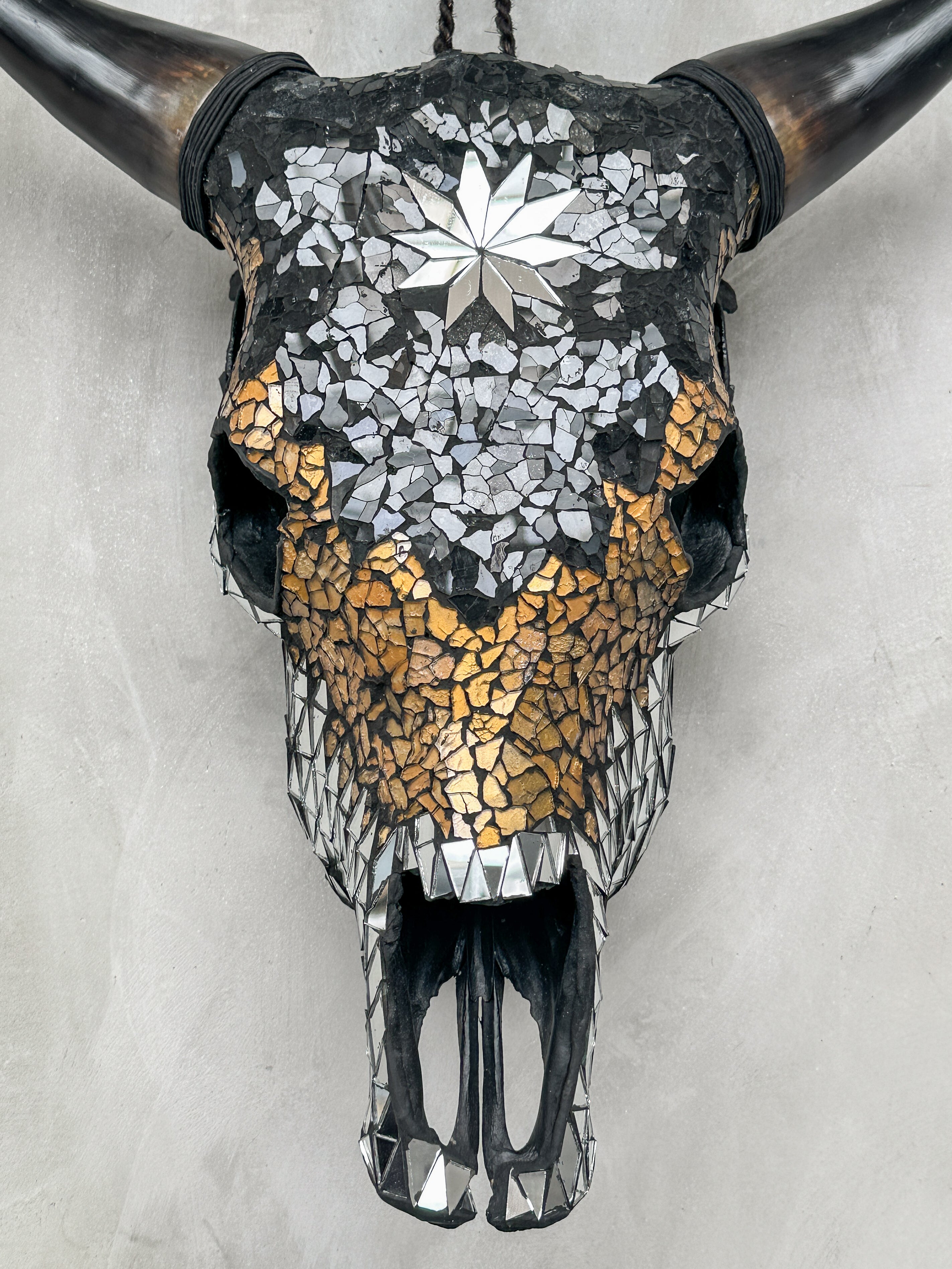 Star Mosaic Cow Skull – Gold, Black & Silver Wall Decor with Glossy Horns for Boho, Eclectic, or Modern Interiors - Skull,A/120