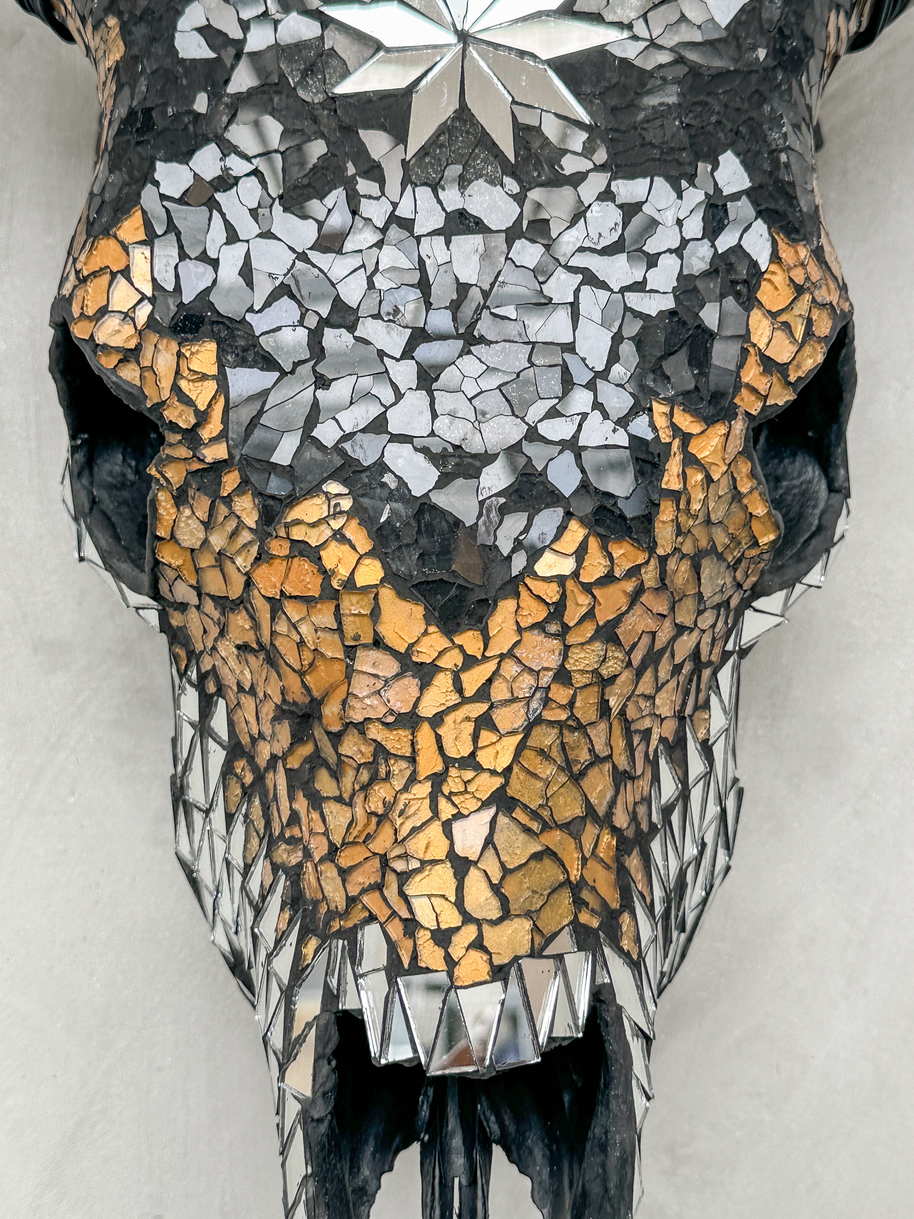 Star Mosaic Cow Skull – Gold, Black & Silver Wall Decor with Glossy Horns for Boho, Eclectic, or Modern Interiors - Skull,A/120