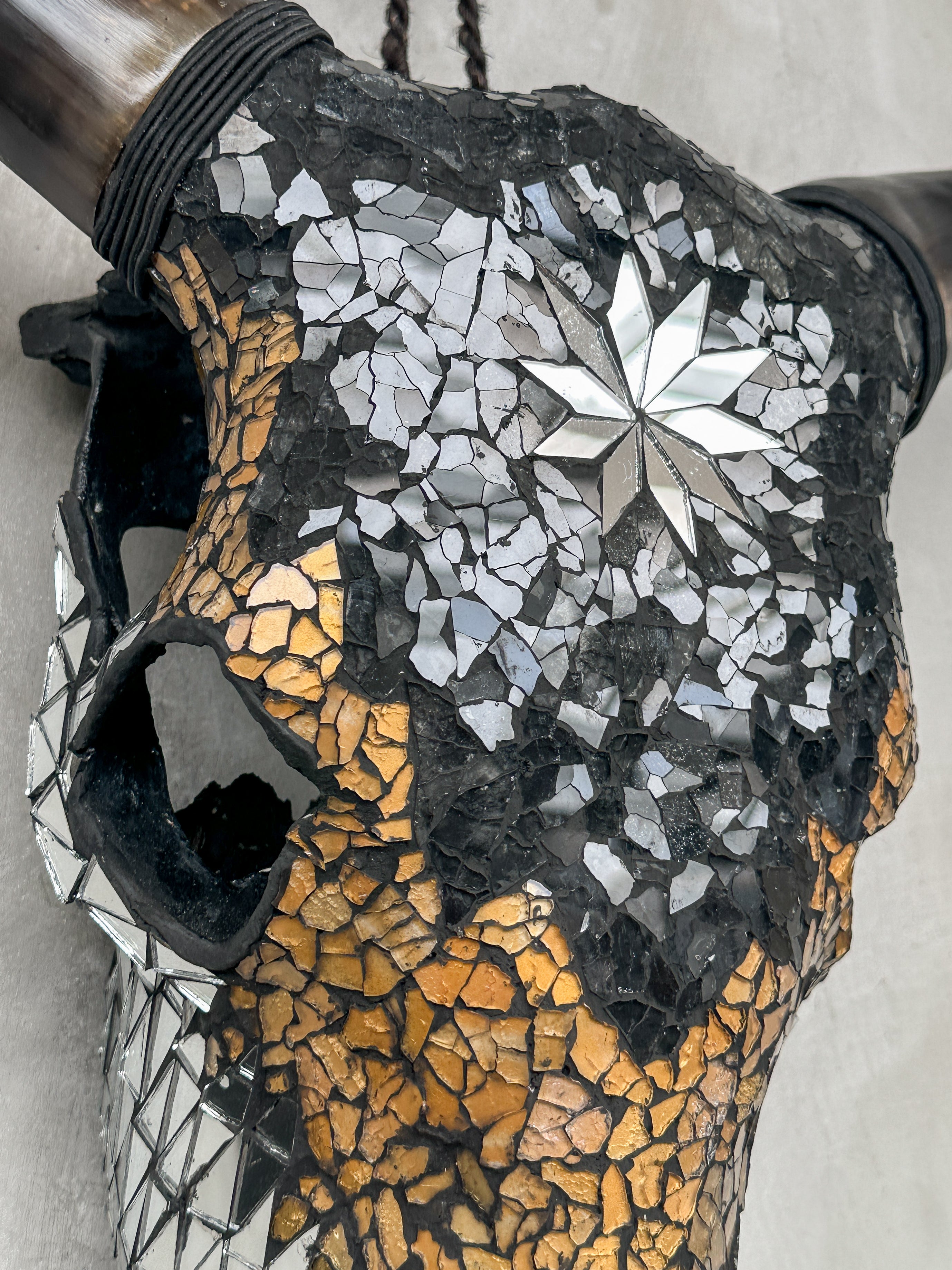 Star Mosaic Cow Skull – Gold, Black & Silver Wall Decor with Glossy Horns for Boho, Eclectic, or Modern Interiors - Skull,A/120