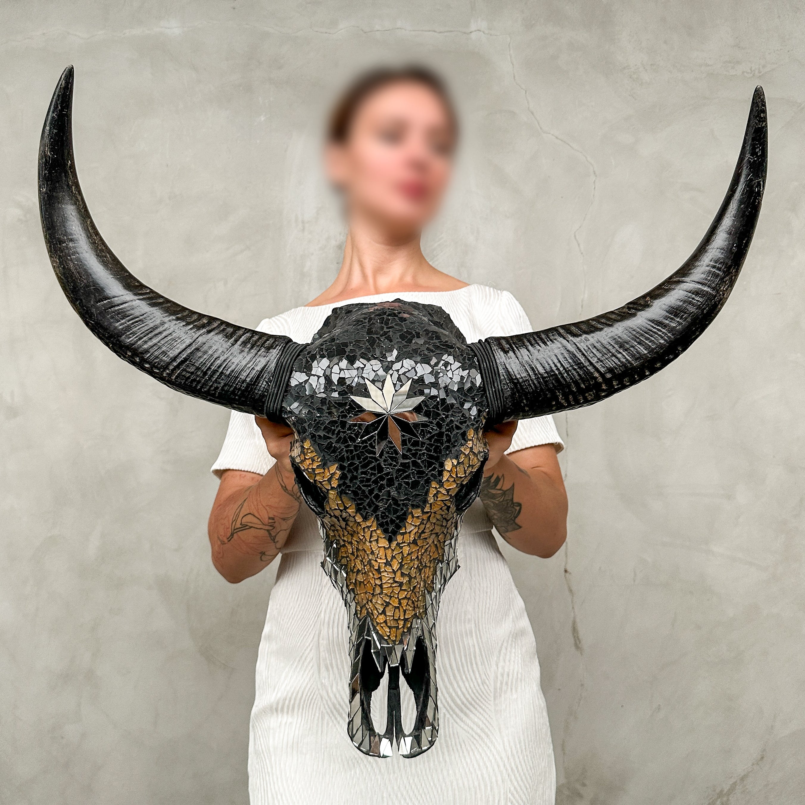 Black and Yellow Mosaic Buffalo Skull with Star – Horned Wall Art for Boho, Western, Luxe, or Eclectic Interior Decoration - Skull,A/135