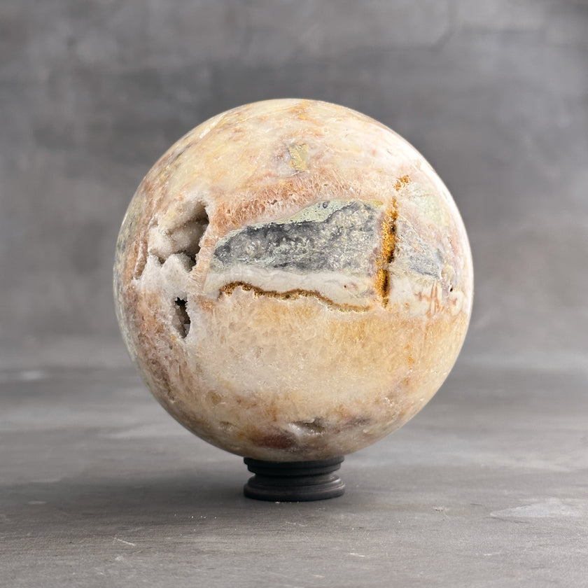 Sphere crystal  carving P1/167