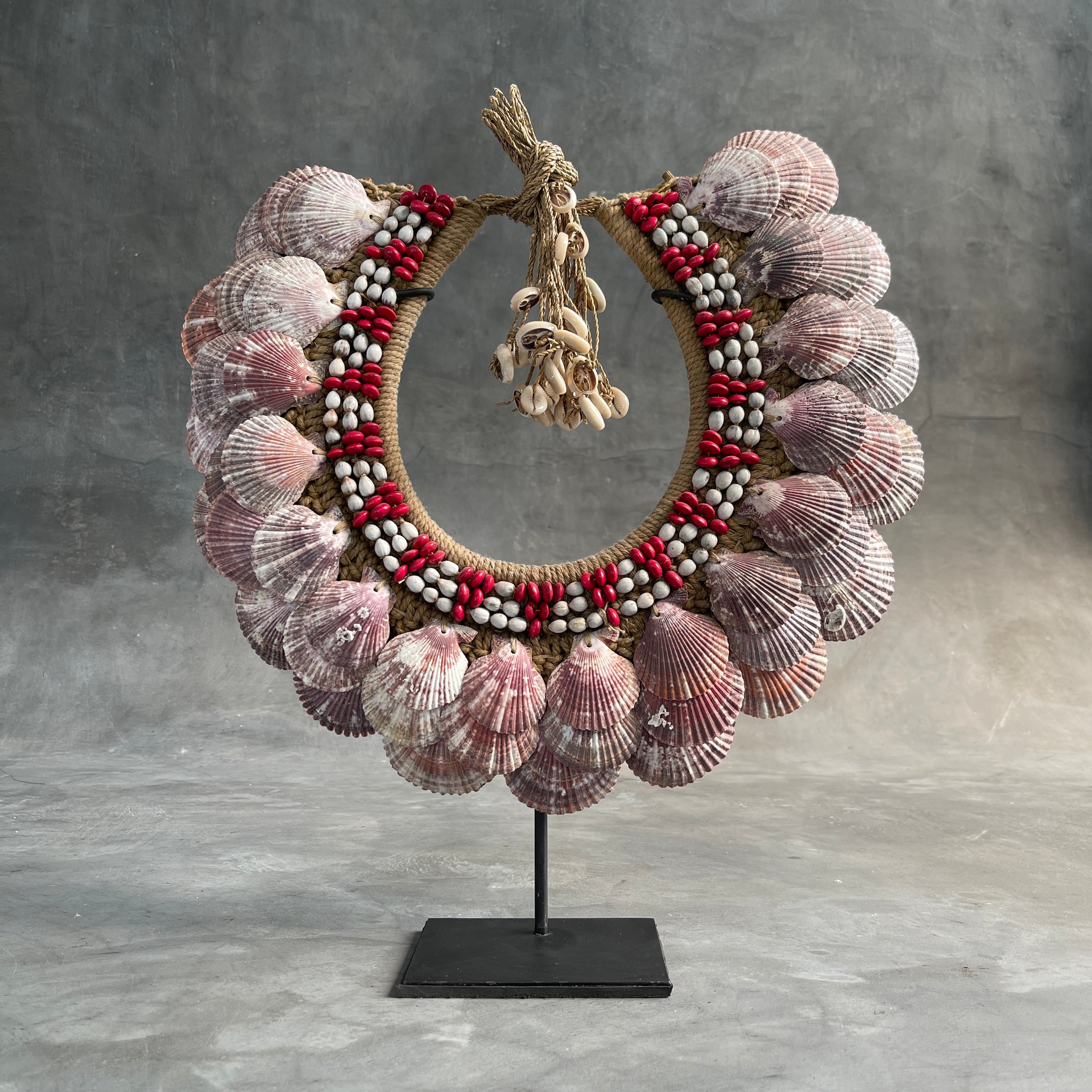 SN9 - Decorative Shell necklace on custom stand - 23/Etsy/559