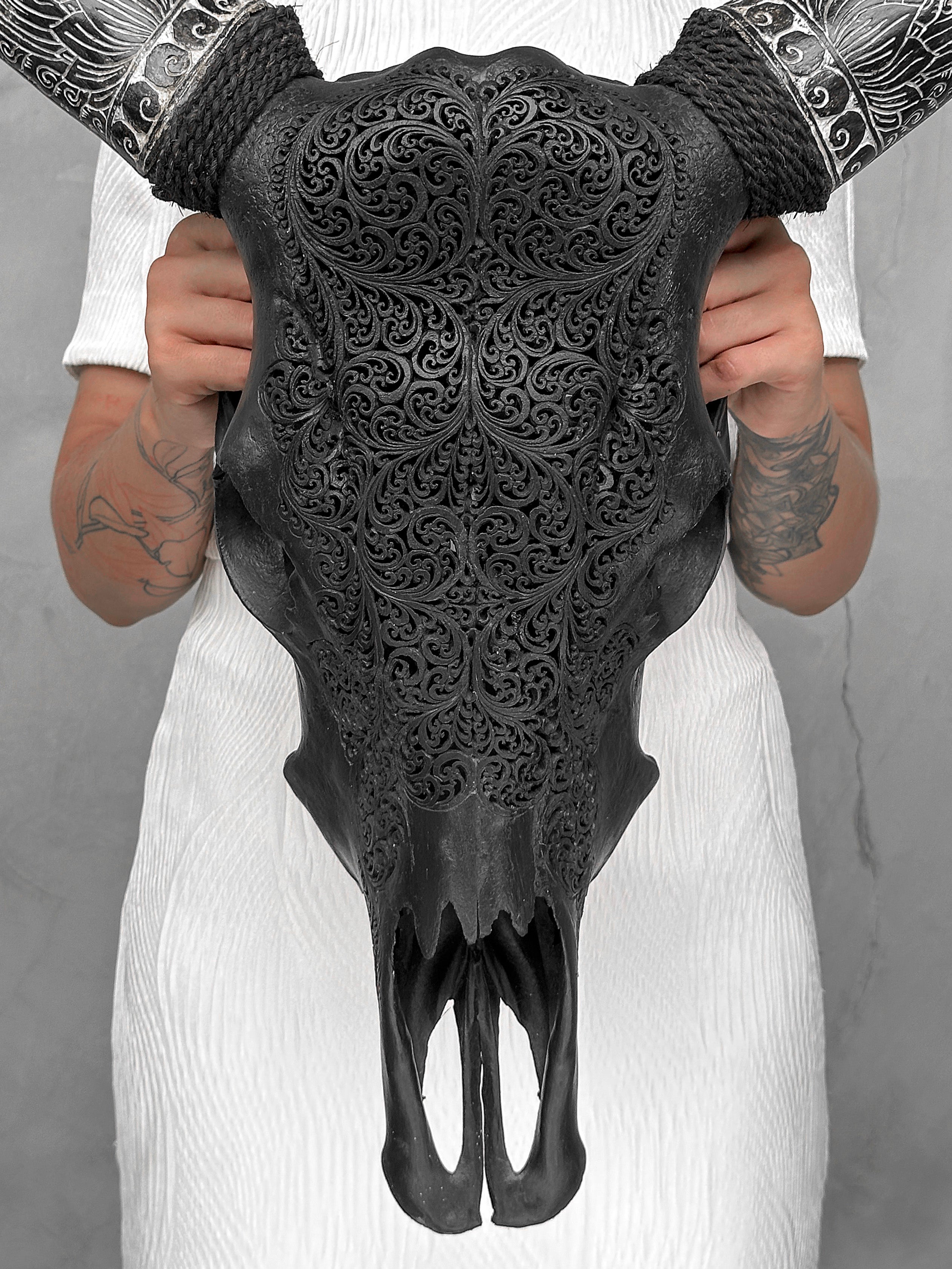 Fully carved cow skulls with Fern Carving Skull,A/178