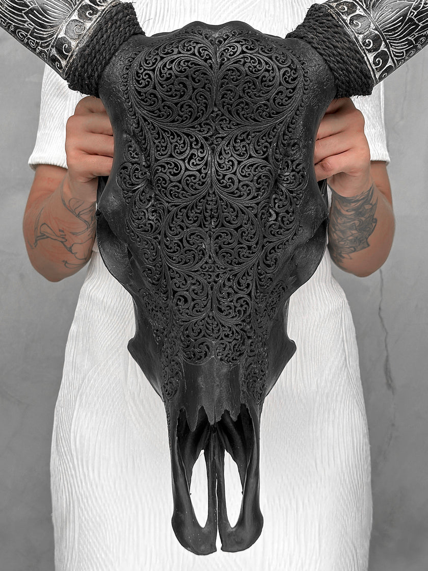 Fully carved cow skulls with Fern Carving Skull,A/178