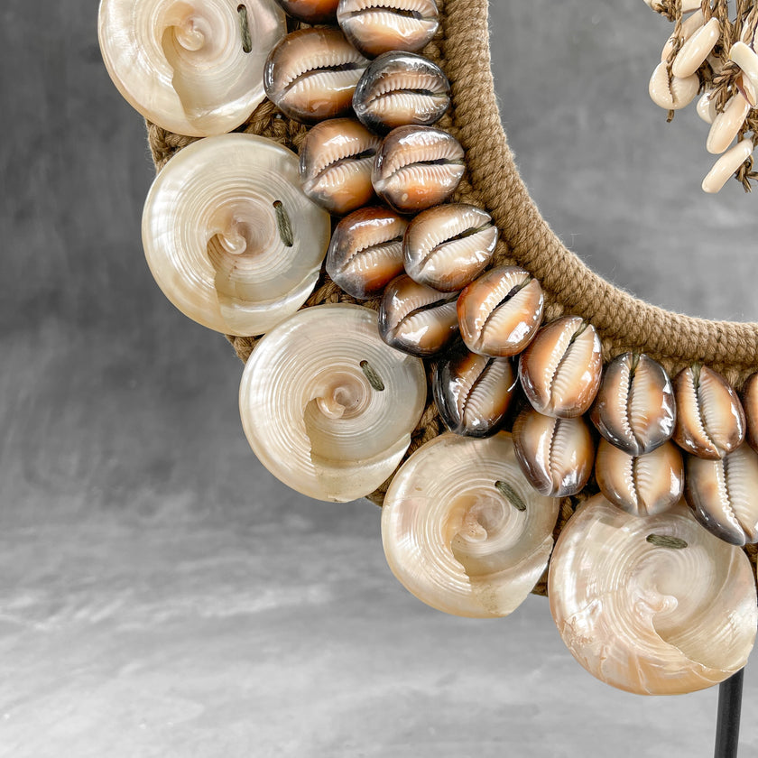 Shell Necklace SN 20 carving 9B/091