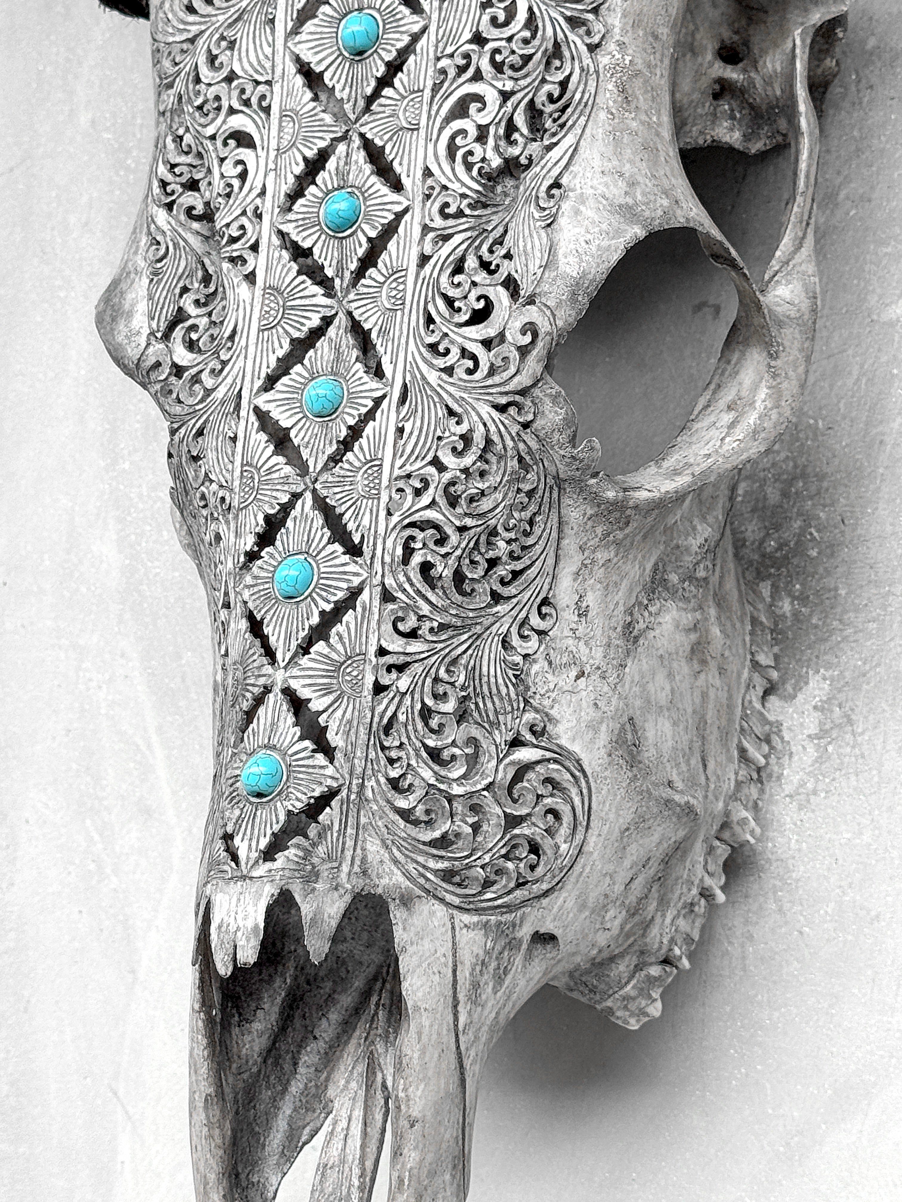 Grey Carved Cow Skull With Turqoise Accents - Ketupat motif | Skull,A/139
