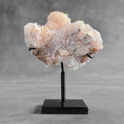 Beautiful Blush Pink Crystal cluster CC/514