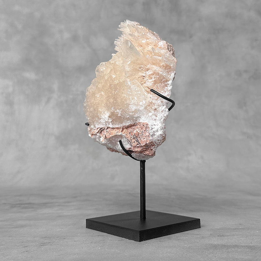 Beautiful Blush Pink Crystal cluster CC/516