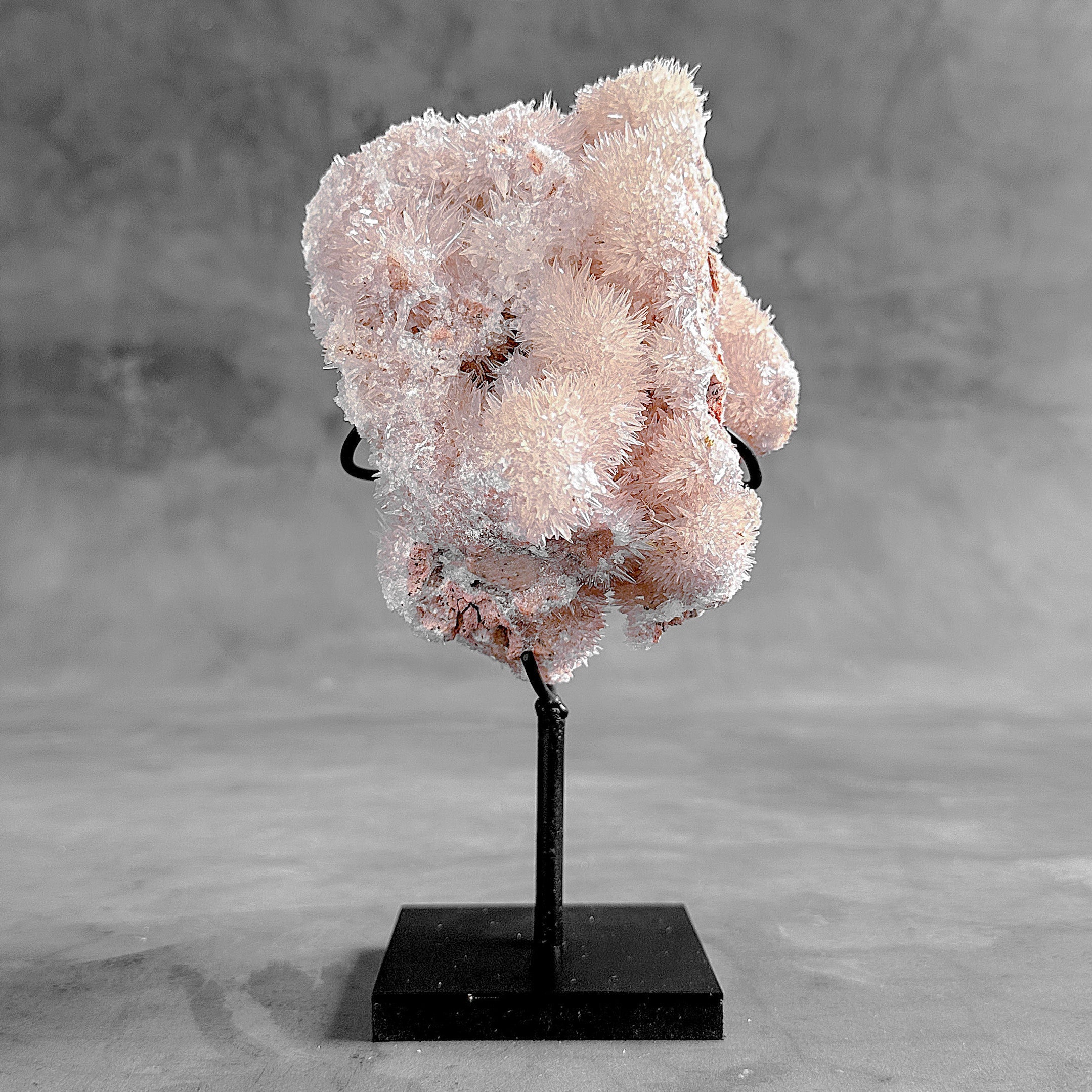 Beautiful Blush Pink Crystal cluster CC/588