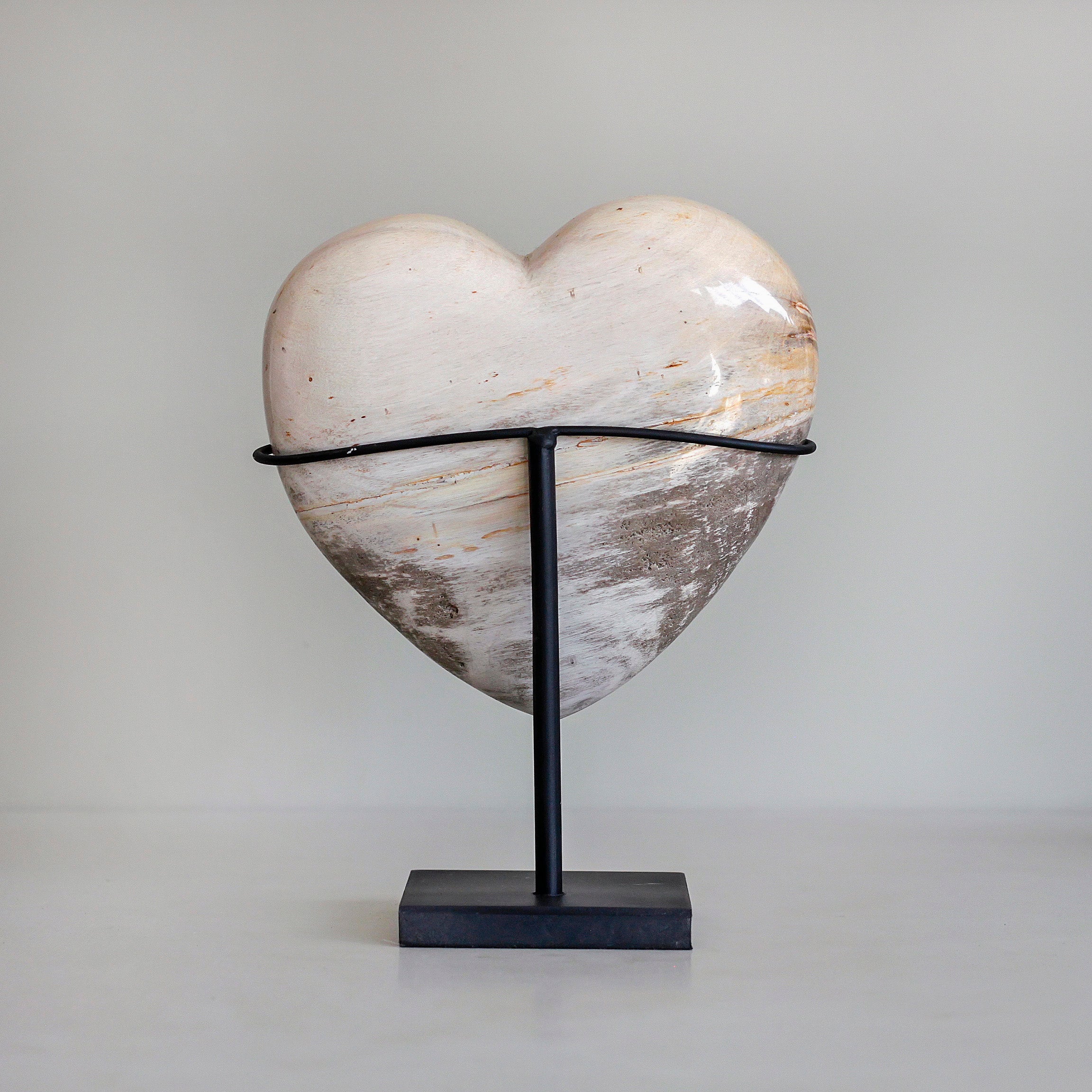 Wonderful Petrified Wood Heart-Shaped on a Custom Stand PetW/124